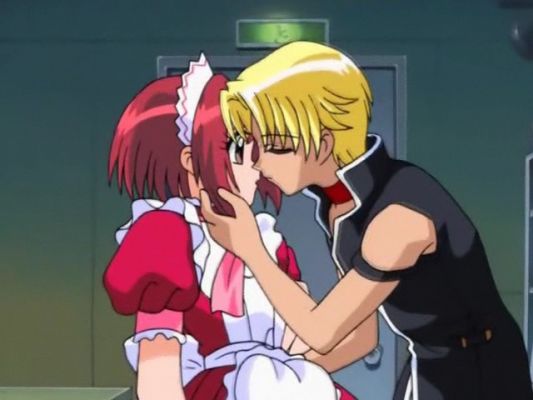 Yay! They kiss! XD Ryou and Ichigo 4eva!!!
